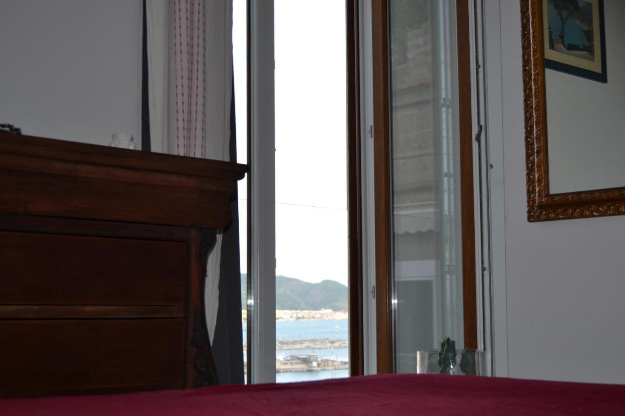 B&B Charming House Salerno Eksteriør bilde
