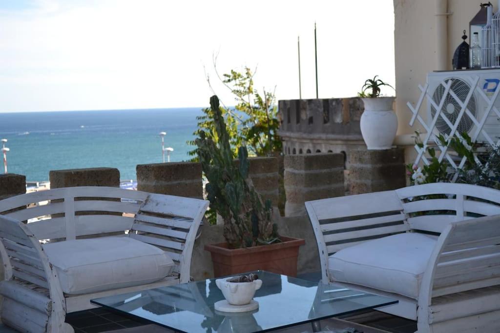 B&B Charming House Salerno Eksteriør bilde